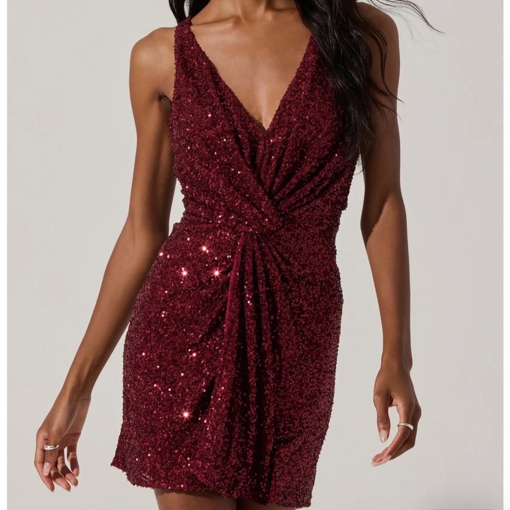 Sequin Twist Front Minidress Size Medium Astr The… - image 4